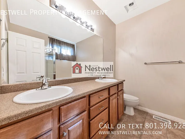 4672 W Firmont Dr — Photo 6