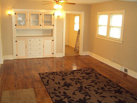 upper apt. 1st 6 interior ph