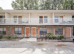 296B Fleming Rd, Charleston, SC 29412