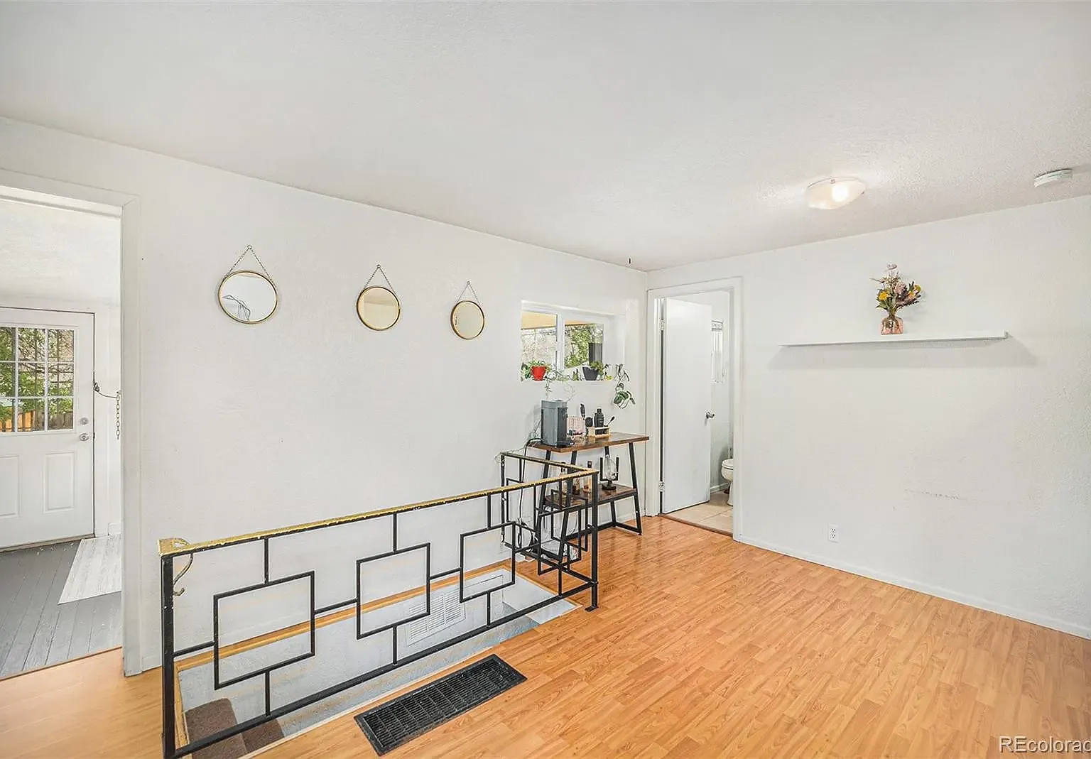 2 bed, 1200 sqft, $2,450 — Photo 4