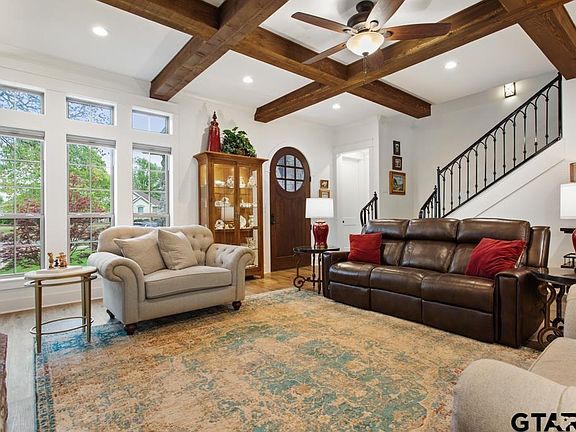 5th image of 206 Winged Foot Dr