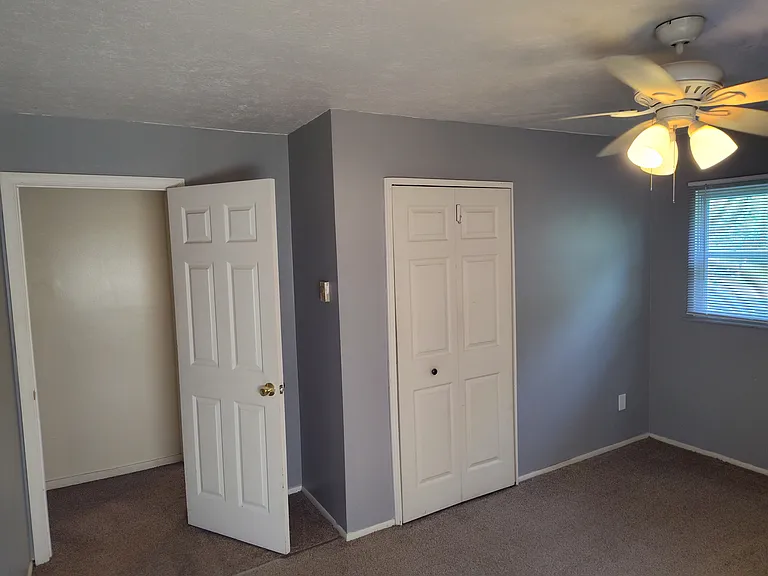 8203 Sara Ln — Photo 9
