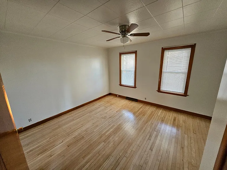 19 York St #19 — Photo 15