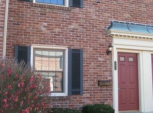 103 Hampton Dr, Evansville, IN 47715