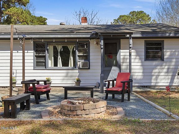 3rd image of 2006 Oakley Road