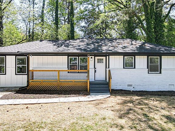 2nd image of 3013 Catalina Dr