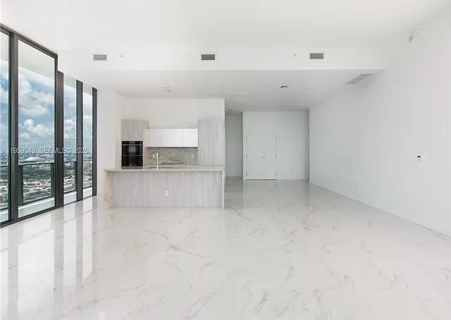 480 NE 31st St #Penthouse 5101 — Photo 14