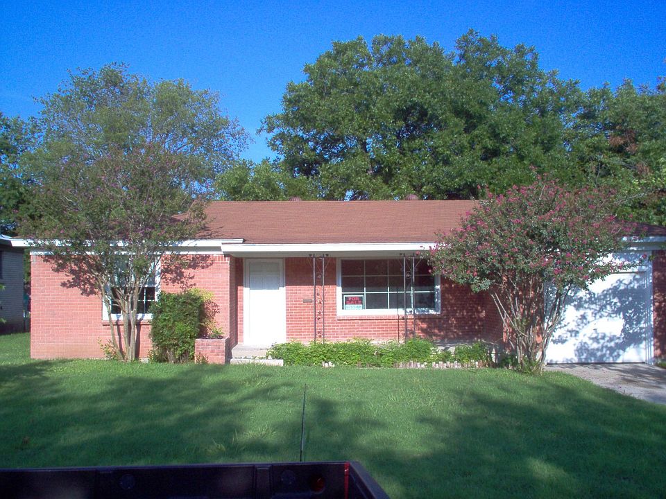 1st image of 816 June Dr