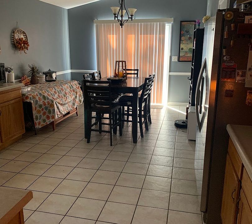 4705 McCullom Lake Rd, Mchenry, IL 60050 Zillow