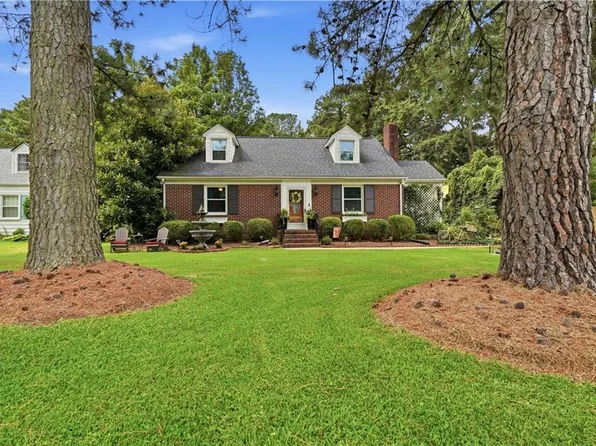 212 Cypress Rd, Portsmouth, VA 23701