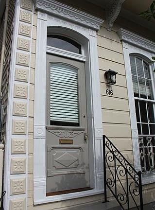 2nd image of 616 Marigny St