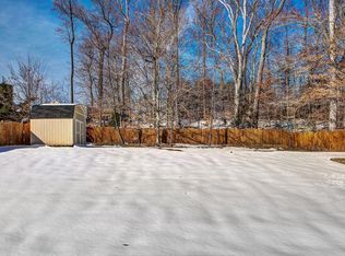 9807 Wenzel Ln, Fort Washington, MD 20744