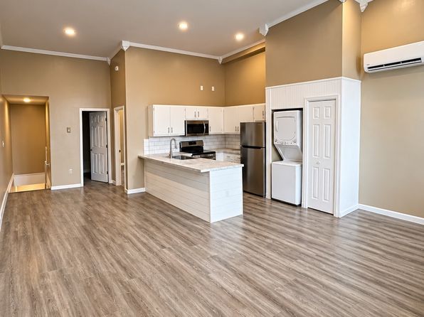 39 W Main St #A