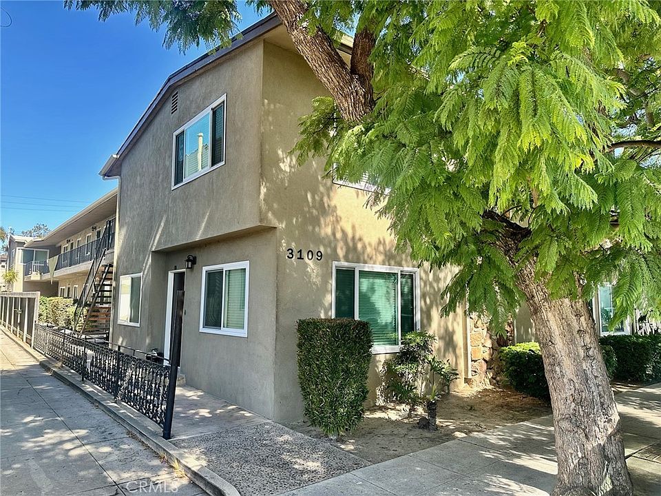 1st image of 3109 E Corto Pl