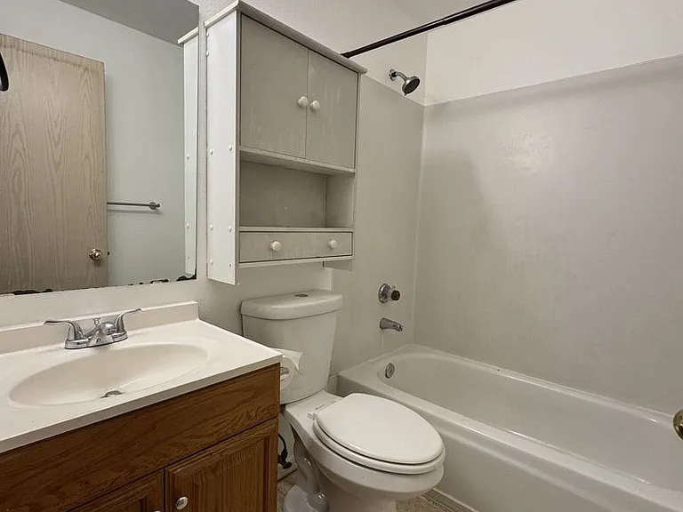 24018 26th Pl S #C302 — Photo 22