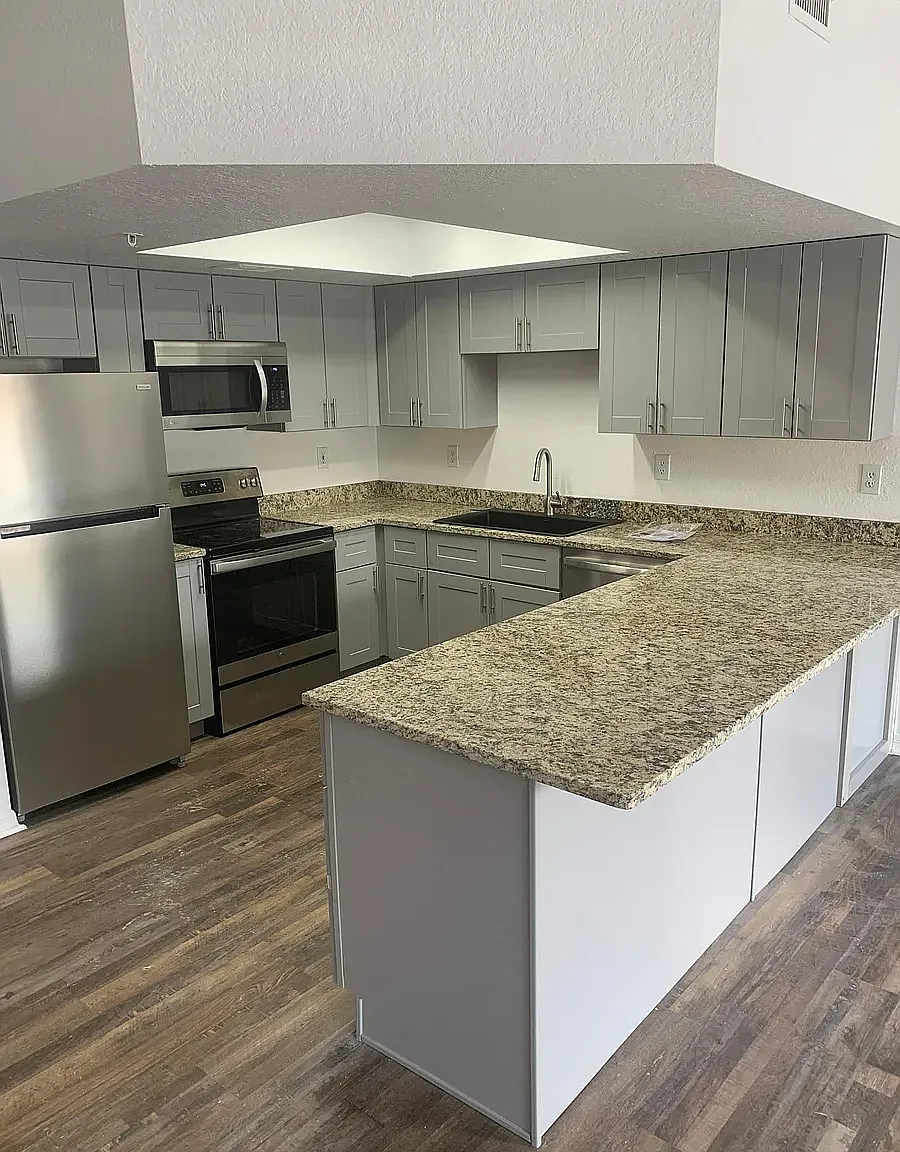2 bed, 1100 sqft, $1,299 — Photo 2