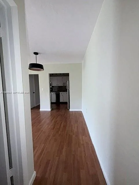 Building Photo - 2640 NE 135th St #317