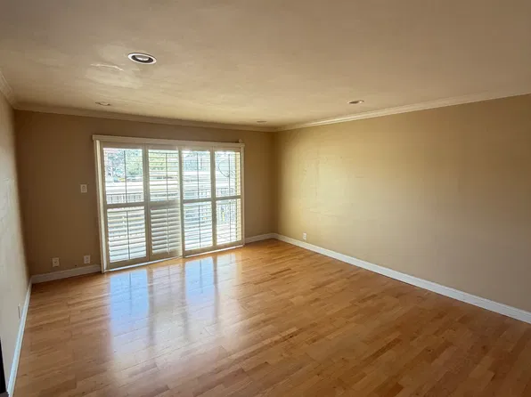 400 N Acacia Ave, Fullerton, CA