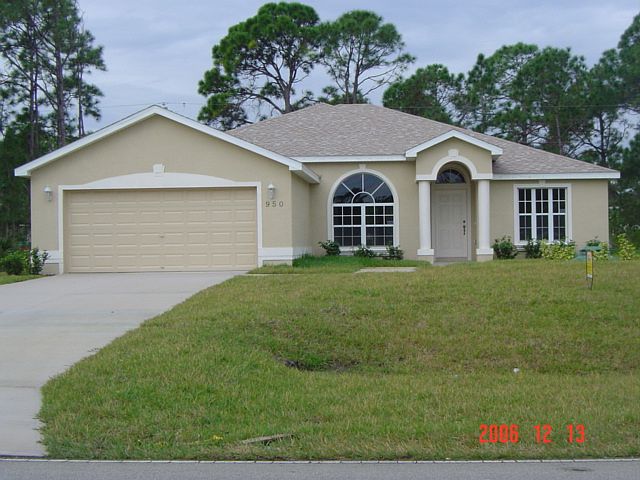1st image of 950 Eldron Blvd SE
