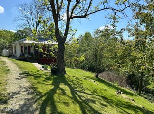 4114 The Lake Rd, Clintwood, VA 24228