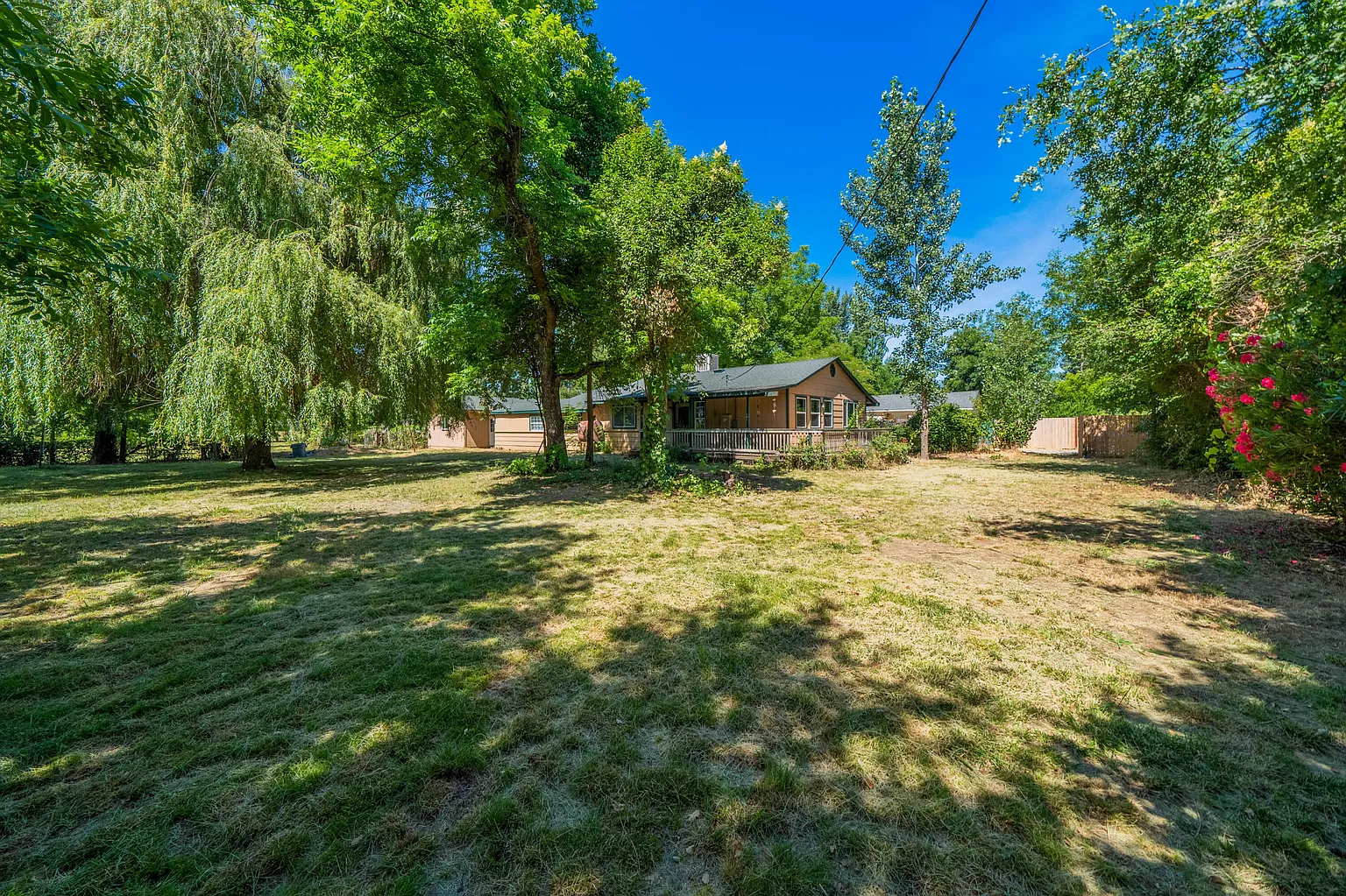 5636 Pleasant View Dr photo 1