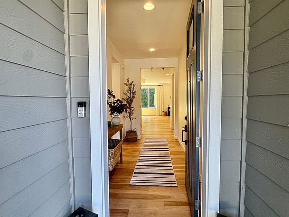 2nd image of 20696 134th St SE