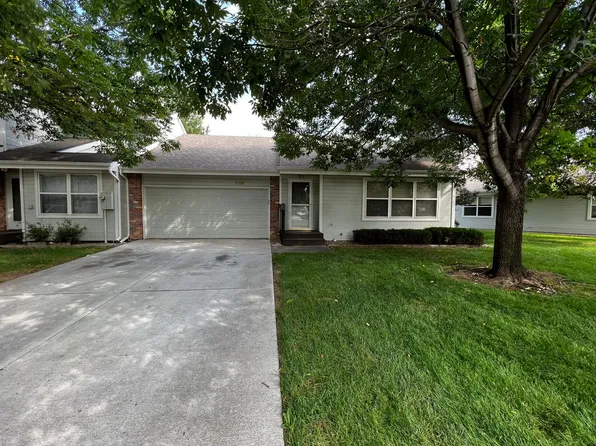 819 Shire Ct, Fort Collins, CO 80526