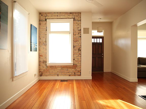 3rd image of 1045 S Lake St