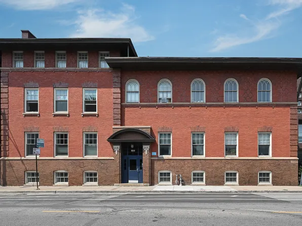 2150 W North Ave APT 4, Chicago, IL 60647