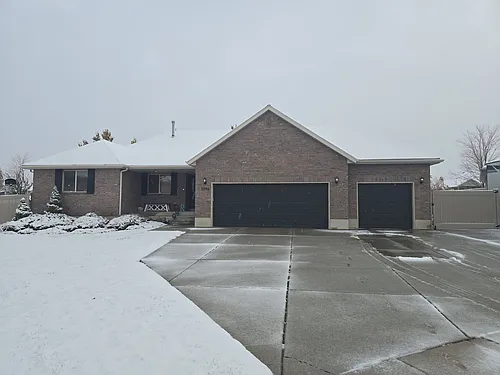 2096 S 1350 W Photo 1