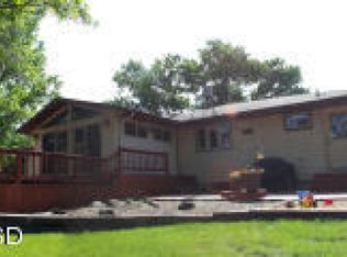 3508 4th St NE, Watertown, SD 57201
