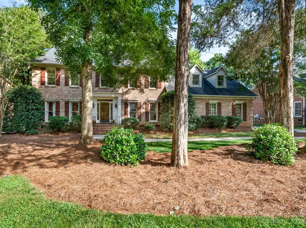 4615 Noras Path Rd, Charlotte, NC 28226