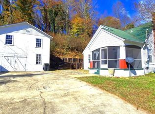 84 Logan St, Ellijay, GA 30540