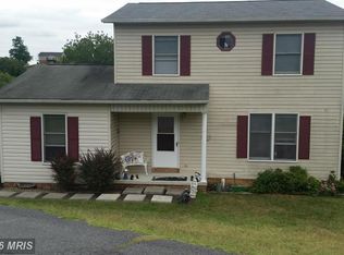 462 Dickerson Ln, Strasburg, VA 22657