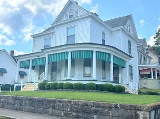 300 Adams St, Mannington, WV 26582