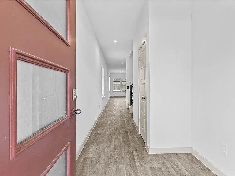 2905 Highgate Hill Ln — Photo 5