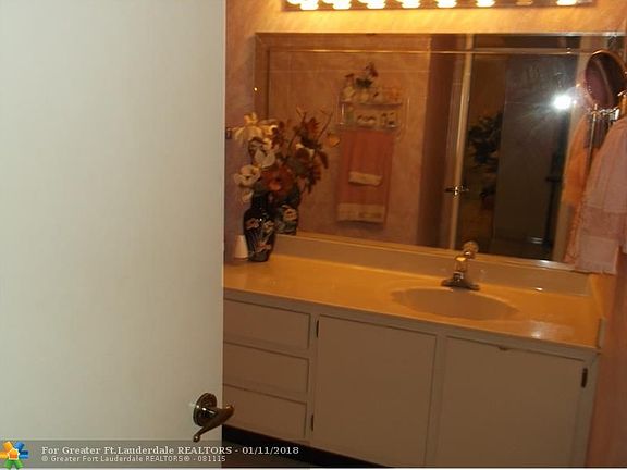 3rd image of 2705 NW 104th Ave APT 304
