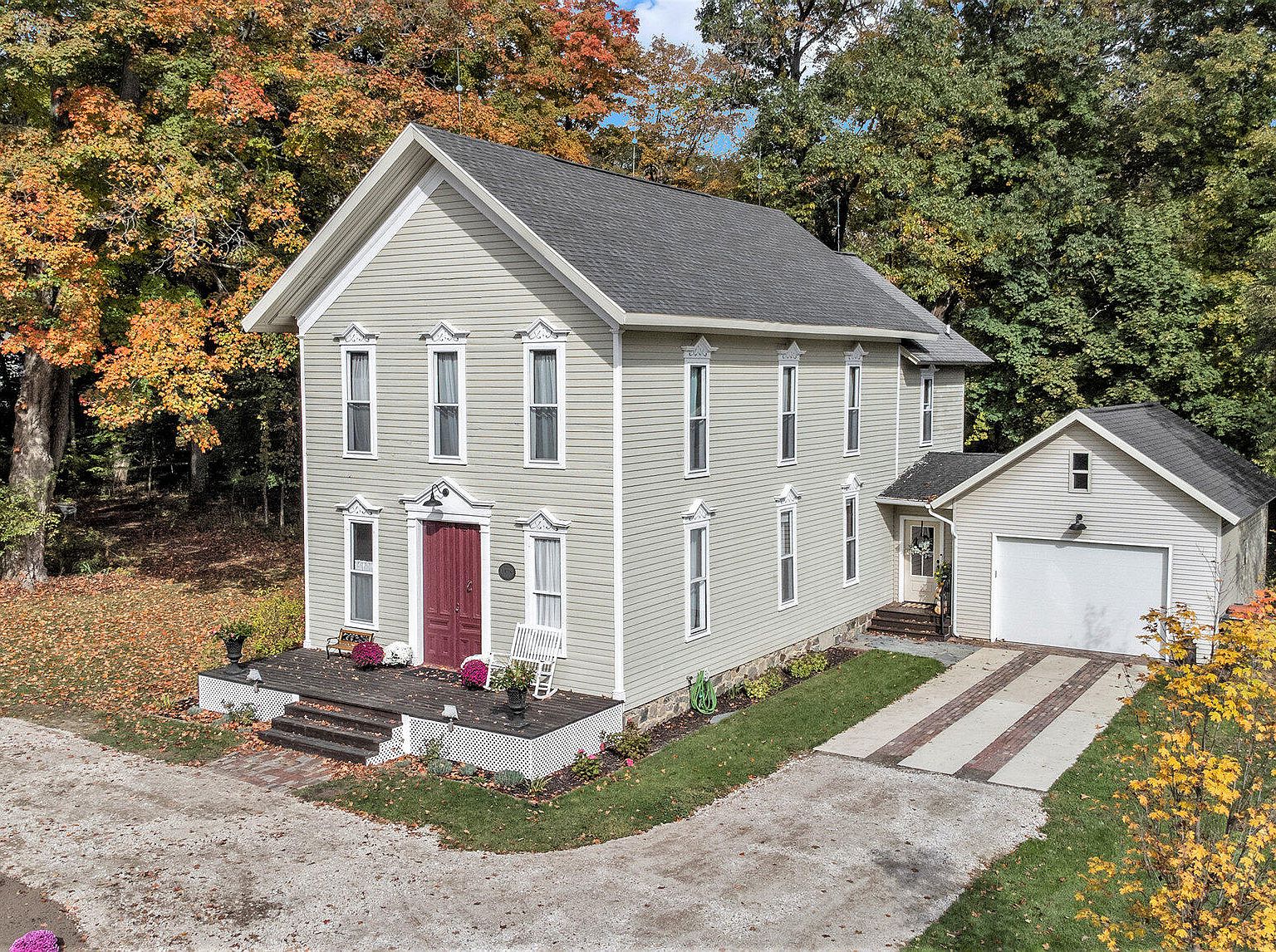 1845 Leonard St NW, Grand Rapids, MI 49504 Zillow