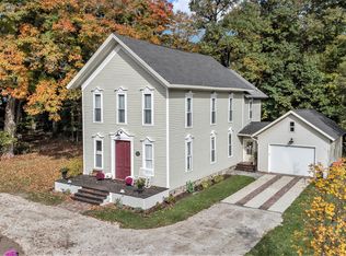 1845 Leonard St NW, Grand Rapids, MI 49504