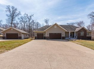 11833 Maplewood Dr, East Gull Lake, MN 56401
