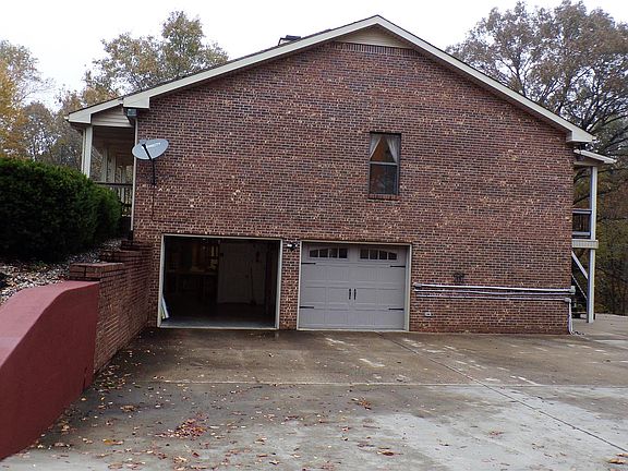 3rd image of 961 Cheekwood Trl