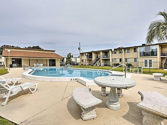3rd image of 300 Miracle Strip Pkwy SW Unit 4G