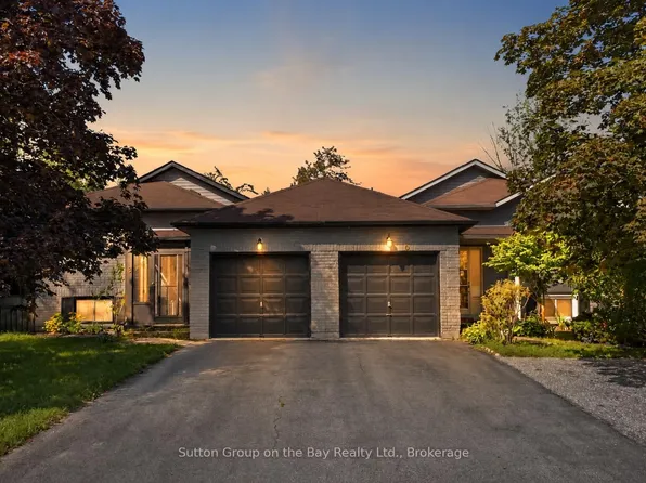 6 Donald Cres, Wasaga Beach, ON L9Z 1E1