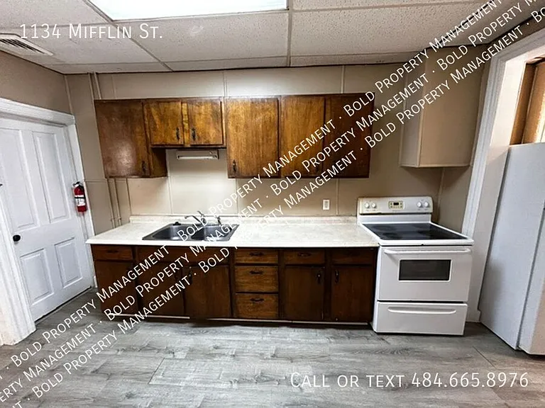 1134 Mifflin St — Photo 7