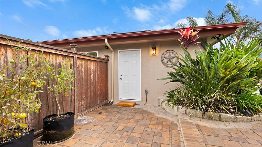 1 bed, 721 sqft, $2,550 — Photo 1