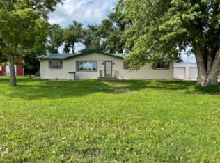1880 Highway 10, Gibbon, NE 68840