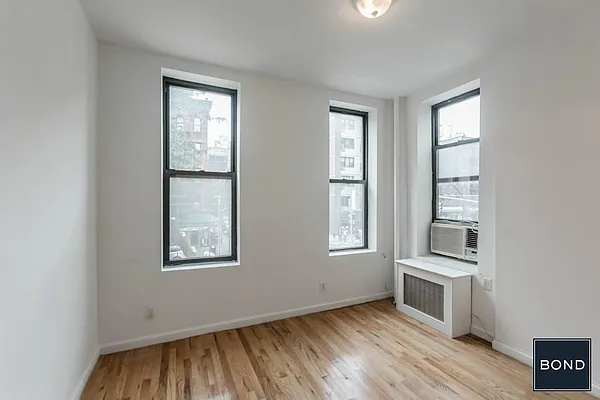 Rented by Bond New York | media 17