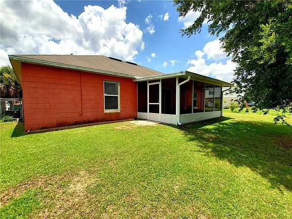 5th image of 811 Hastin Pl