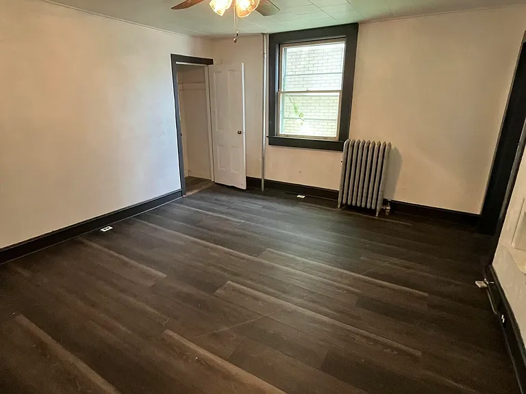 226 Union St #RIGHT — Photo 5