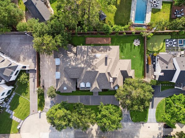 10911 Kemwood Dr, Houston, TX 77024